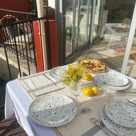 Maison Plein Sud Sur Les Toits Au 2 Terrasses Montagnac  Extérieur photo